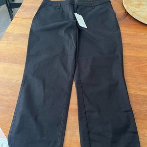 Women’s Black Tommy Bahama Boracay Slim Boyfriend size 12.